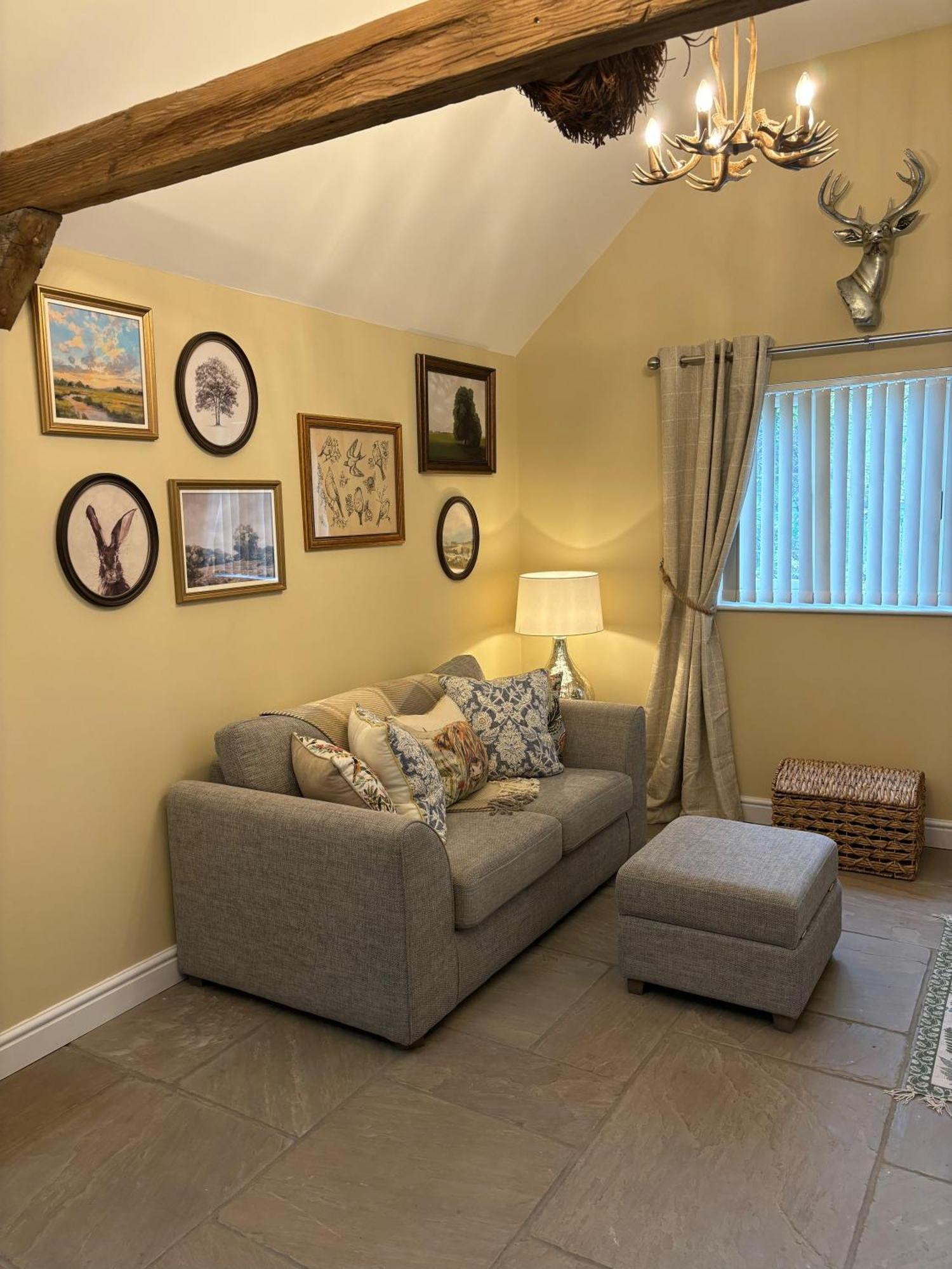 Mulberry House Farm Mulberry Lodge 치펜햄 외부 사진