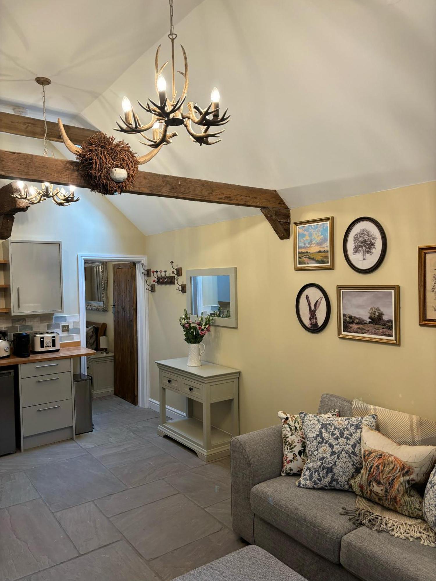 Mulberry House Farm Mulberry Lodge 치펜햄 외부 사진
